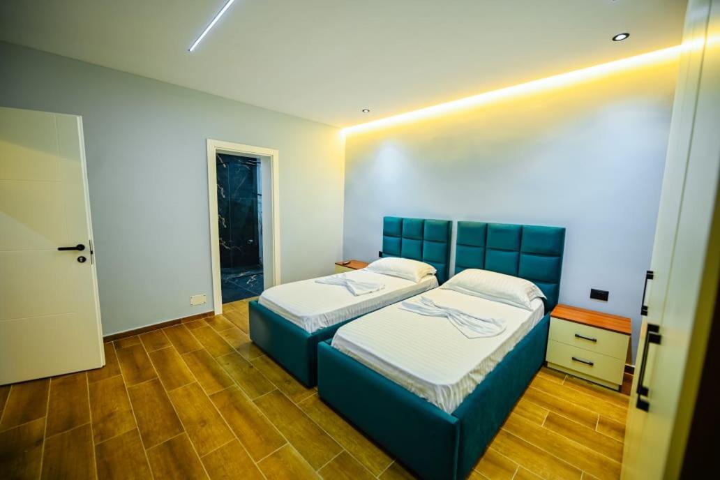 Mon Ami Boutique Hotel Shkoder Luaran gambar