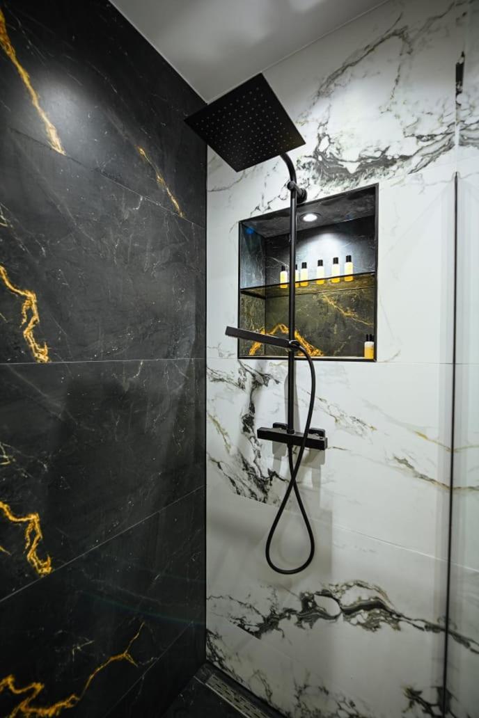 Mon Ami Boutique Hotel Shkoder Luaran gambar